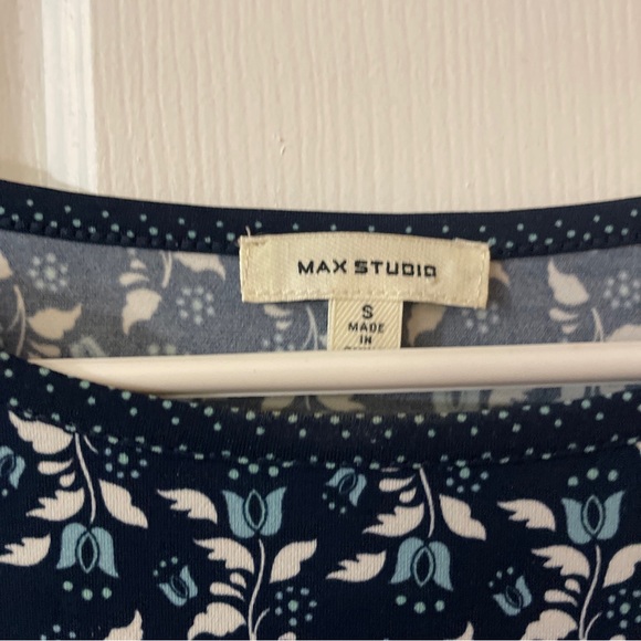Max Studio Dress Blue Floral Size Small - Picture 3 of 14